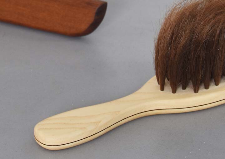 brush, comb