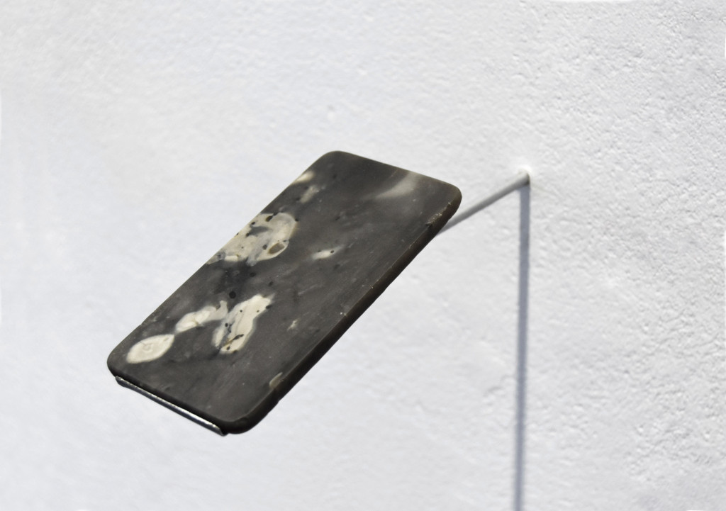 flint stone smartphone stone age tool